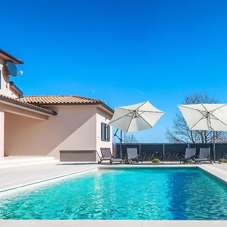 Temelia By Interhome Vakantiehuis Žminj