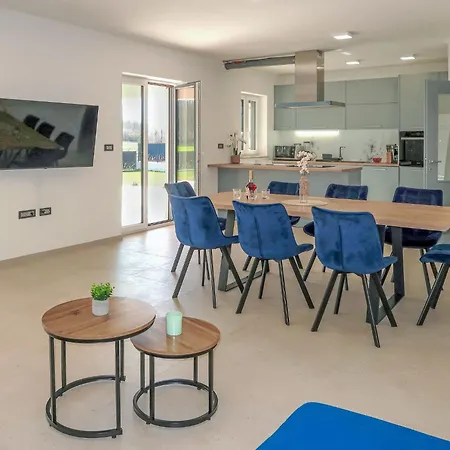 Semesterbostad Temelia By Interhome